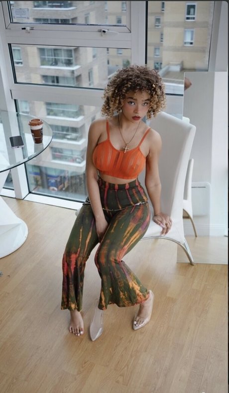 Kiara Peach xxx actress pic