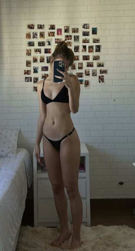 lan1nhaaa erotic star pic