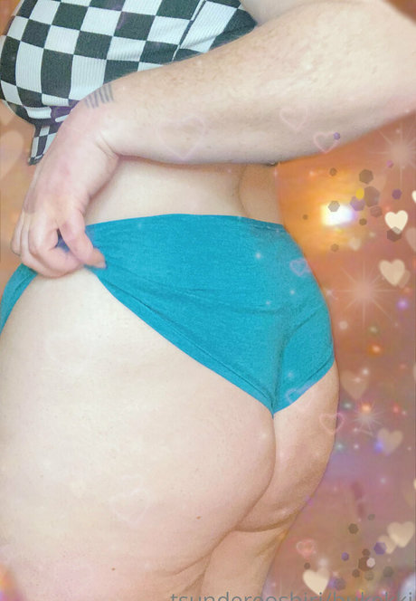 bukekki nice actress gallery