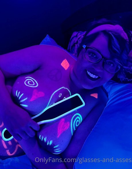 glasses and asses pornstar pretty photo