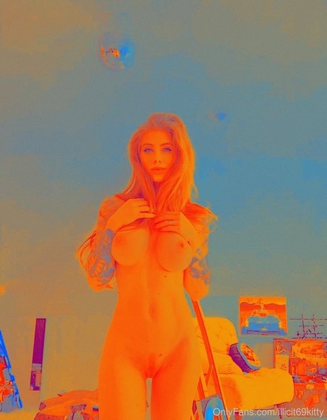 mature squirt onlyfans hot sexy photo