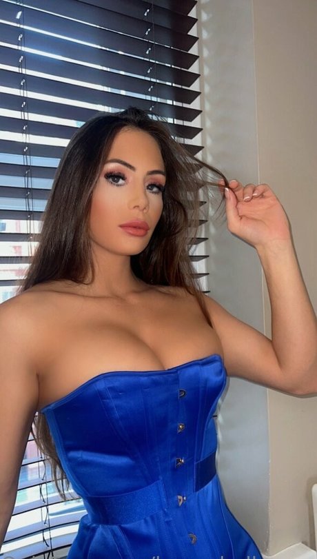 Laura Hollyman sex pornstar archive