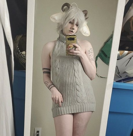 Porkcutlett nude actress img