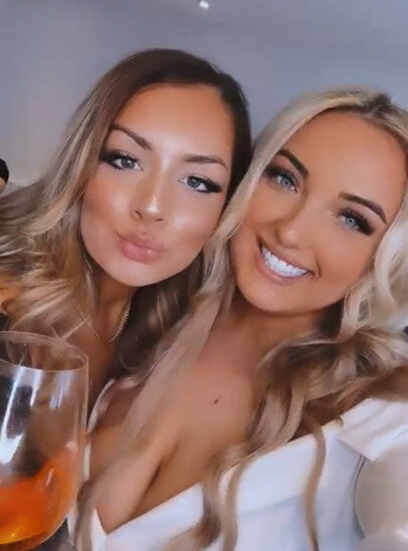 famous girls onlyfans hot nude archive