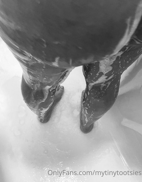 mytinytootsies xxx star photo