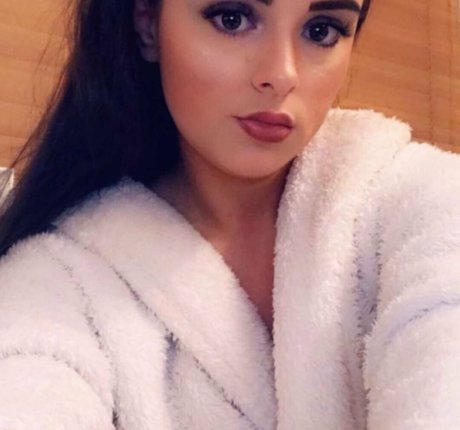 Kirsty Brittain erotic actress images