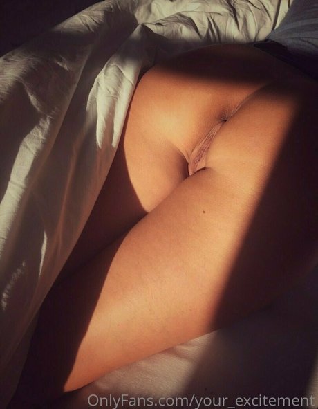 adelinaroccos erotic actress photos