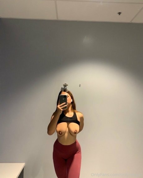 onlycotaari pornstar exclusive photos