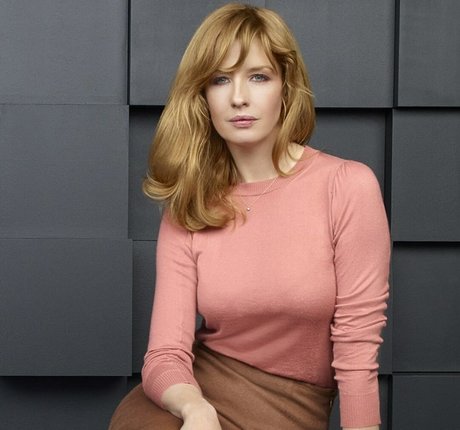 Kelly Reilly naked pornstar photos