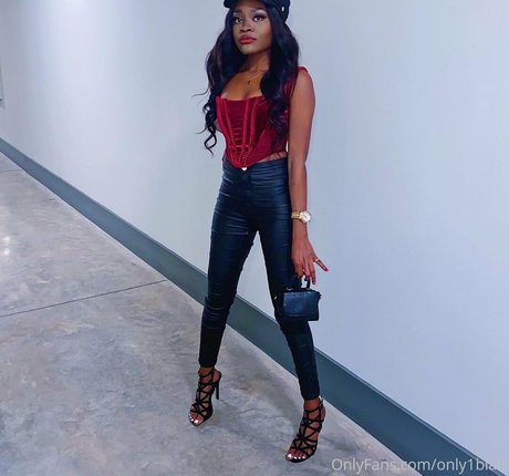 only1blair pornographic model pics