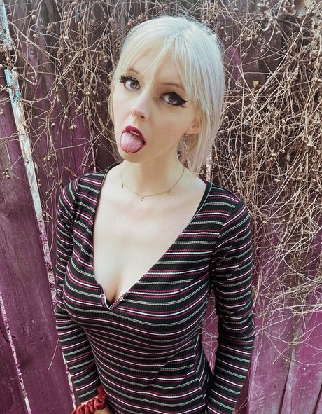 clazzychloe exclusive actress archive