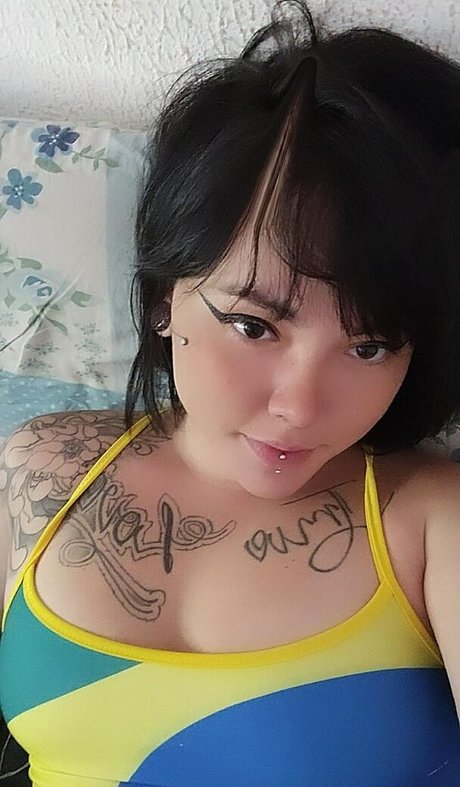 curvy girls onlyfans top images