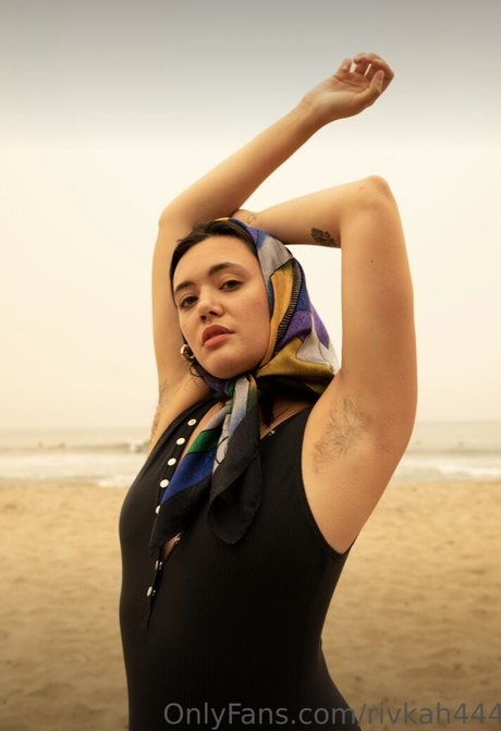 Rivkah hd actress pics