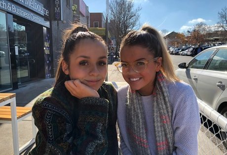 Abbey Jeffrey nice model pictures