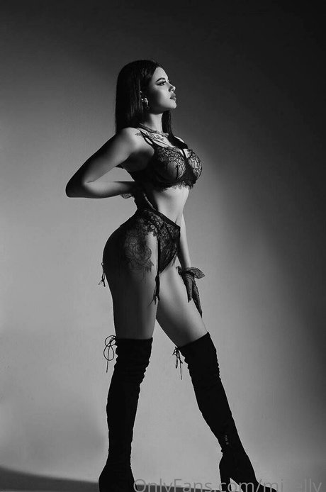 vikki angel star xxx galleries