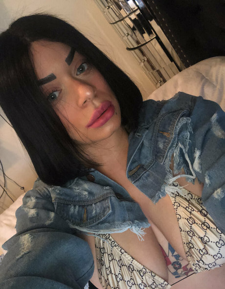 mollywoodz_ sex model pictures