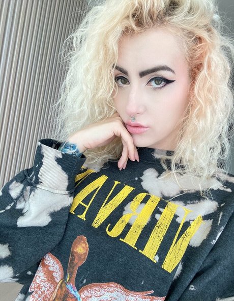 pokket official hd model picture