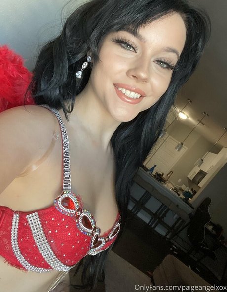 Paigeangelxox art model pics