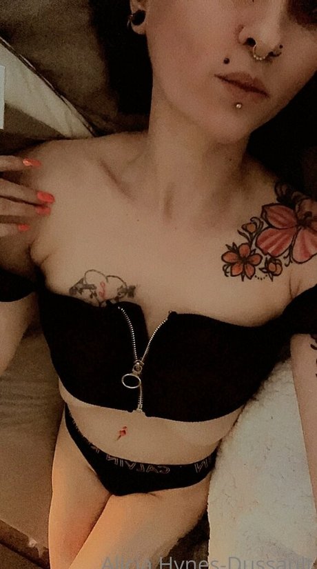 cuckquean onlyfans erotic photos