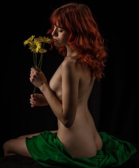 MoonLadyTay free model galleries