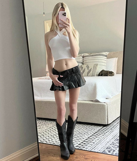 Jess Billings naked actress galleries