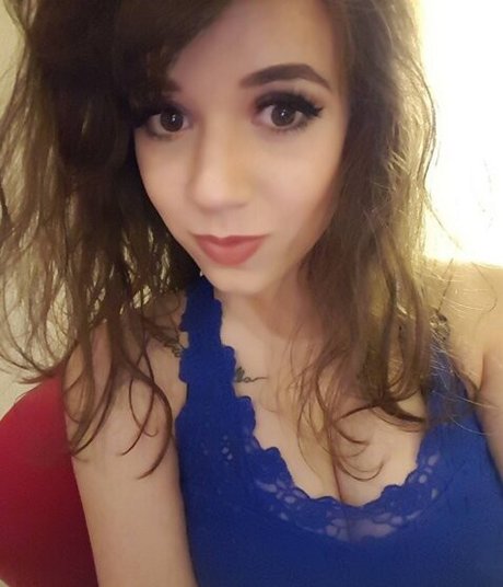 Deernadia naked star photos