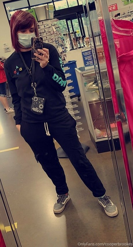 Cooper Brookes star nice pics