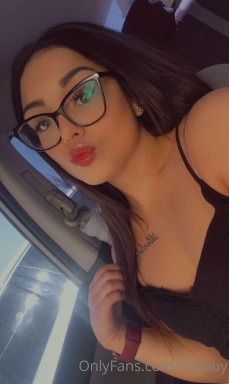 goth asian onlyfans exclusive picture