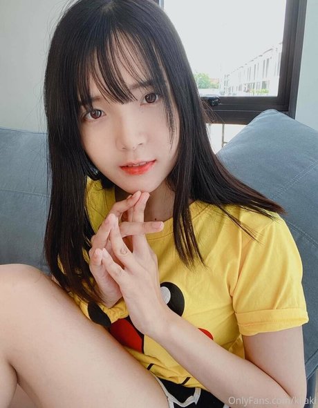 pikiichu erotic model photos