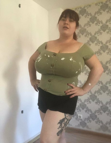 roxannemiller hot star photos