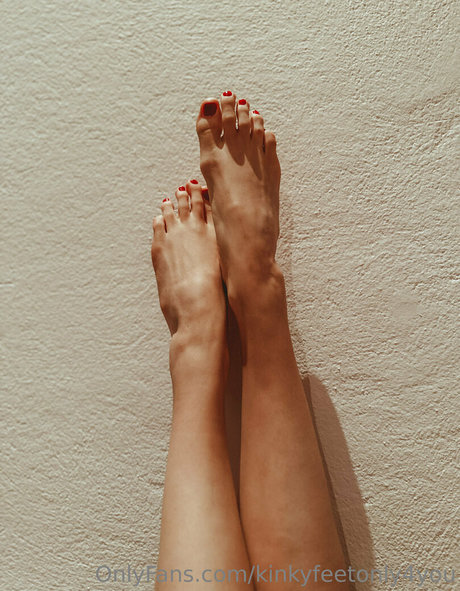 kinkyfeetonly4you star sex pictures