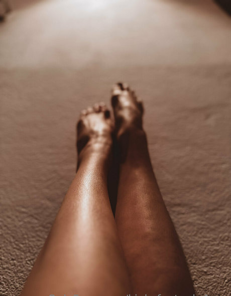 kinkyfeetonly4you nude star picture