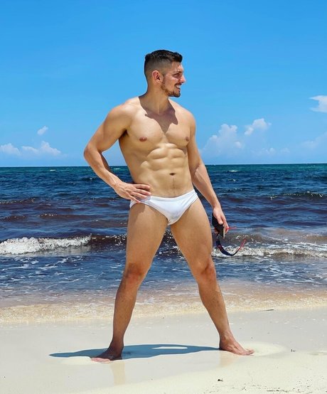 emiliano terra Quick model image