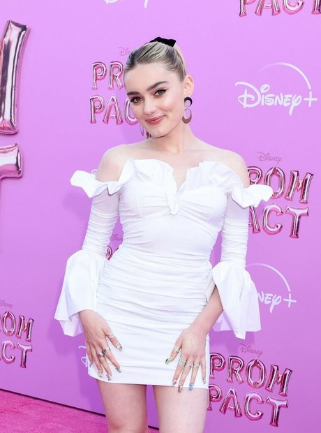 Meg Donnelly model nudes images