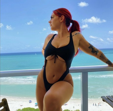 Camille Walker nudes model image