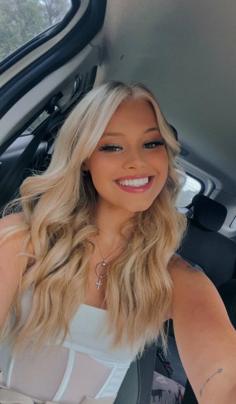 Rory Eliza star naked pics