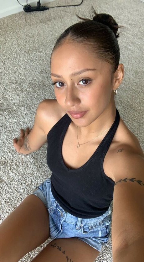 skinny shemale onlyfans beautiful naked picture