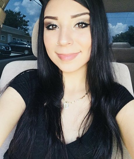 Latina Beauties pornographic model image