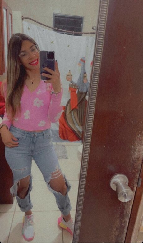 Latina Beauties nudes star gallery