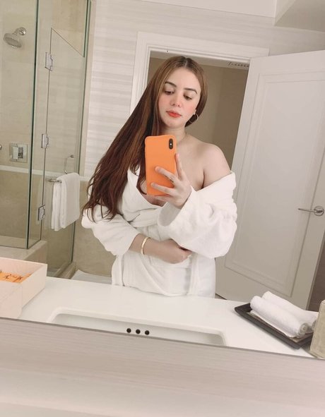 Georgina Knight art pornstar photos