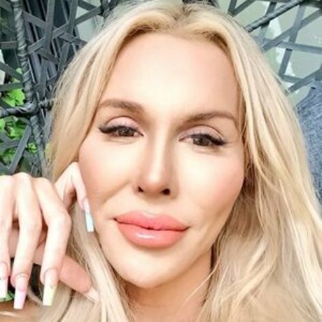 Marissa Minx pornstar adult pic