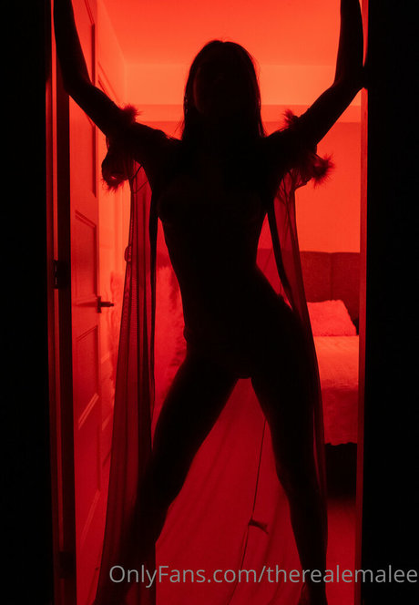 therealemalee art model pictures