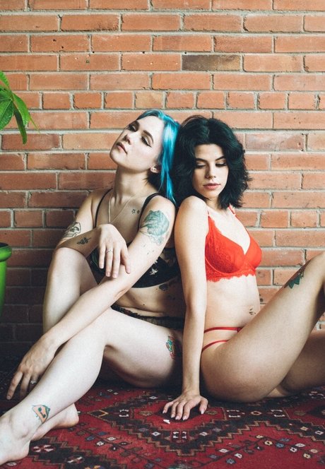 Rosemoontv perfect model pics