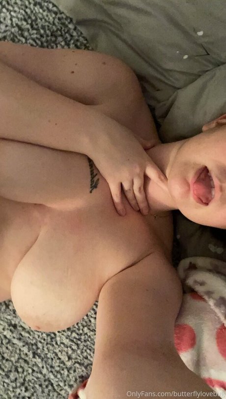 milf pregnant onlyfans sexy naked photos