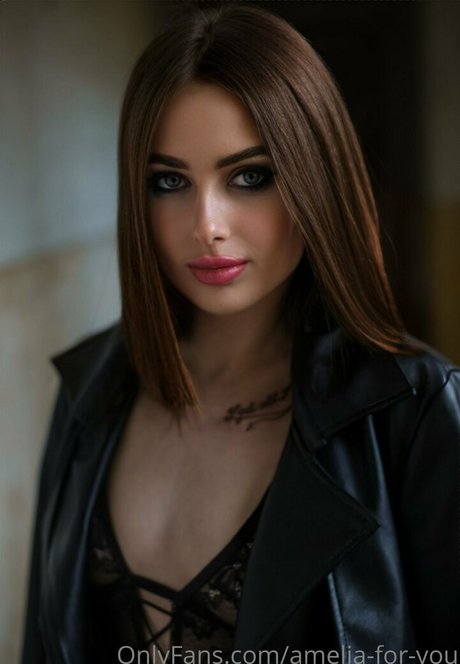 amelia for you exclusive model pics