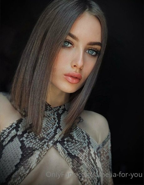 amelia for you sexy model archive