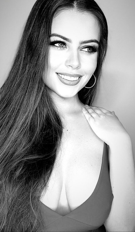 Victoria Boiadgieva model best picture