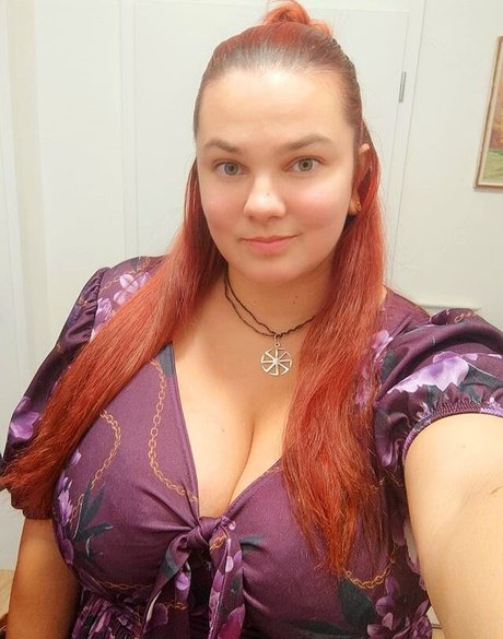 mayana85n star sexy pictures