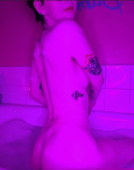 Louise Julie model erotic images