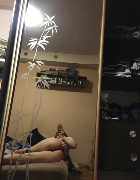 curvy girls onlyfans naked gallery